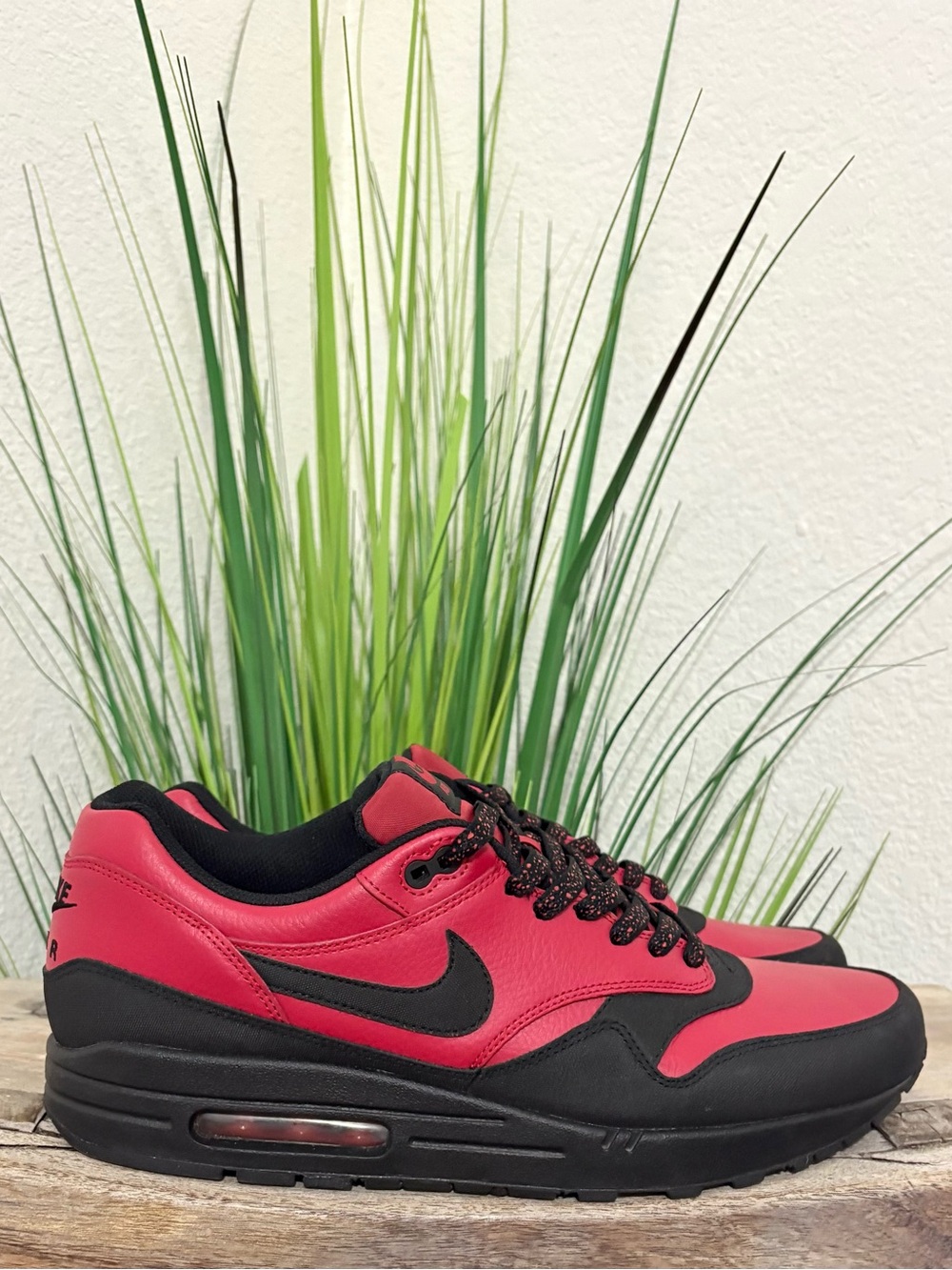 Nike Air Max 1 Leather Premium Gym Red Black Sneakers